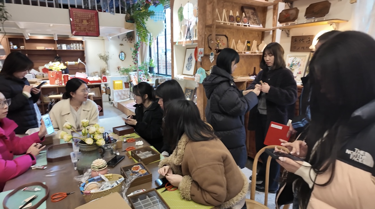 诚然时讯‖欢度女神节  致敬她力量——河南诚然律师事务所积极组织女律师开展多种活动迎接“三八”妇女节